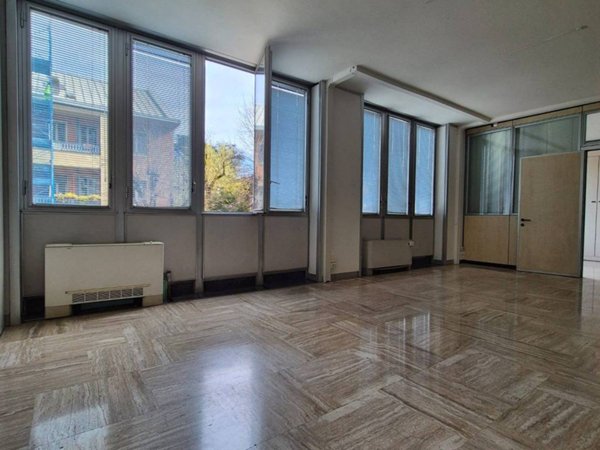appartamento in vendita a Milano in zona Isola