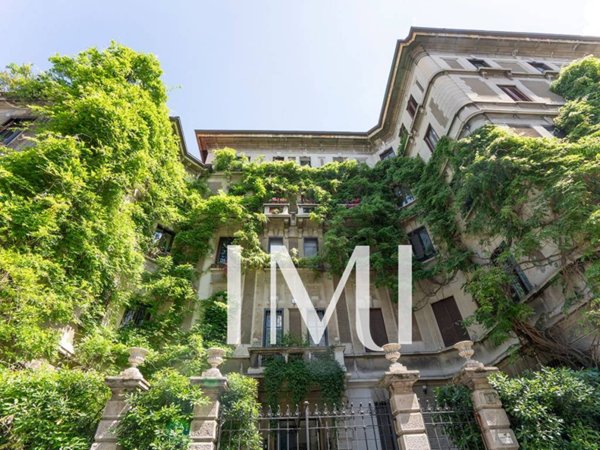 appartamento in vendita a Milano in zona Loreto