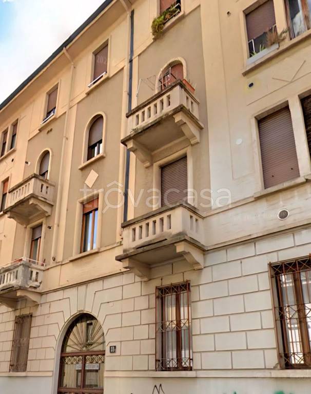 appartamento in vendita a Milano in zona Turro