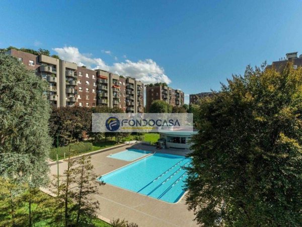 appartamento in vendita a Milano in zona Morivione
