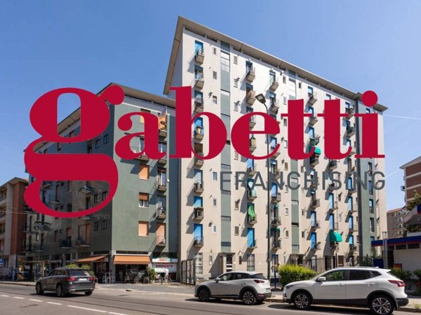 appartamento in vendita a Milano in zona Forze Armate