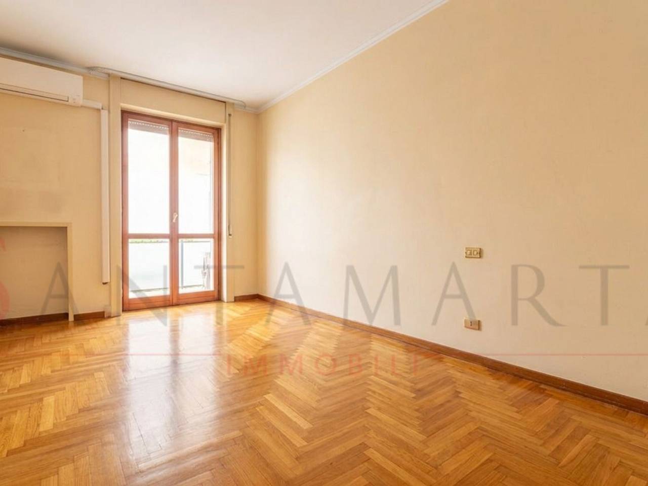 appartamento in vendita a Milano in zona Isola