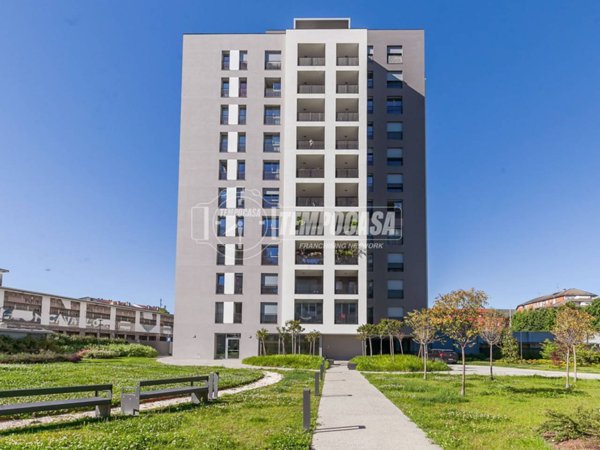 appartamento in vendita a Milano in zona Maggiolina