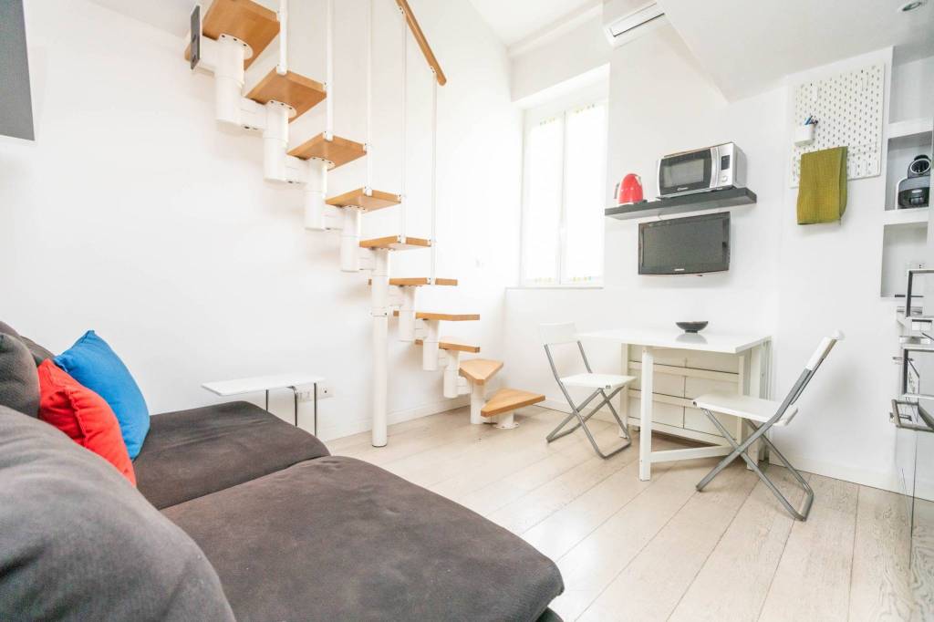 appartamento in vendita a Milano in zona Centro Direzionale