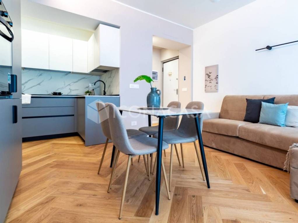 appartamento in vendita a Milano in zona Loreto