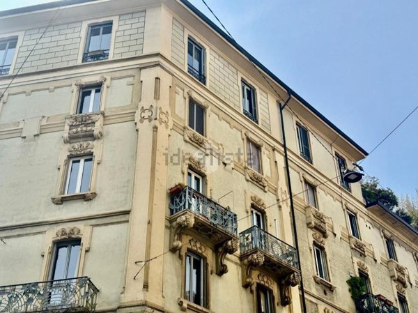 appartamento in vendita a Milano in zona Porta Venezia