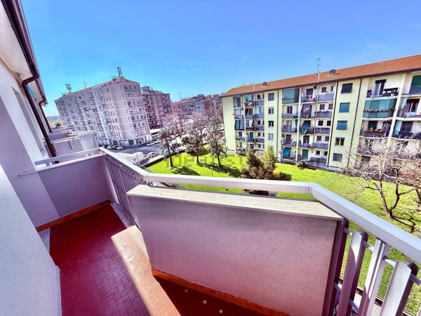 appartamento in vendita a Milano in zona Forlanini