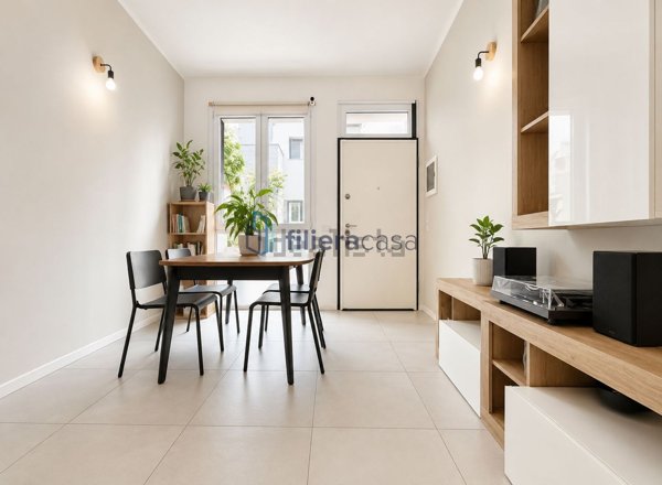 appartamento in vendita a Milano in zona Lorenteggio