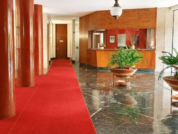appartamento in vendita a Milano in zona Sempione