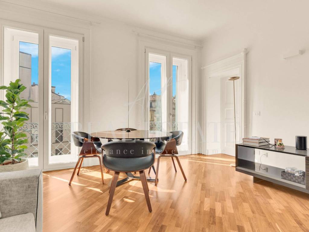 appartamento in vendita a Milano in zona Cadorna