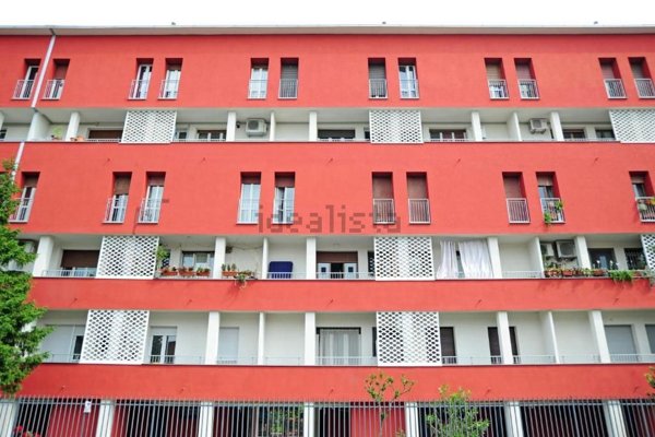 appartamento in vendita a Milano in zona Quarto Cagnino