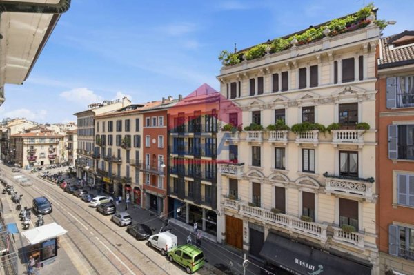 appartamento in vendita a Milano in zona Cadorna