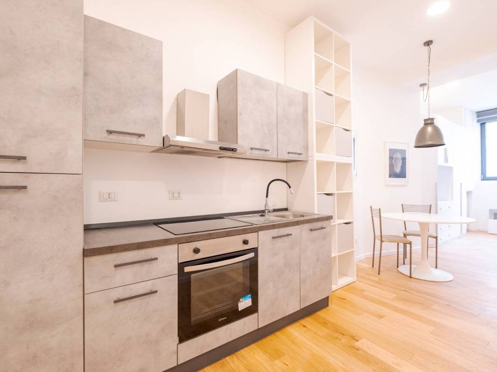 appartamento in vendita a Milano in zona Città Studi