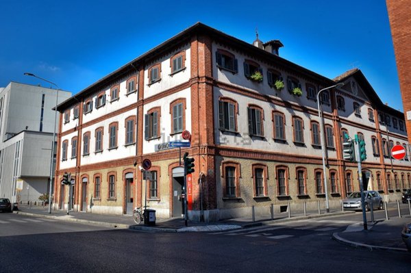 appartamento in vendita a Milano in zona Precotto