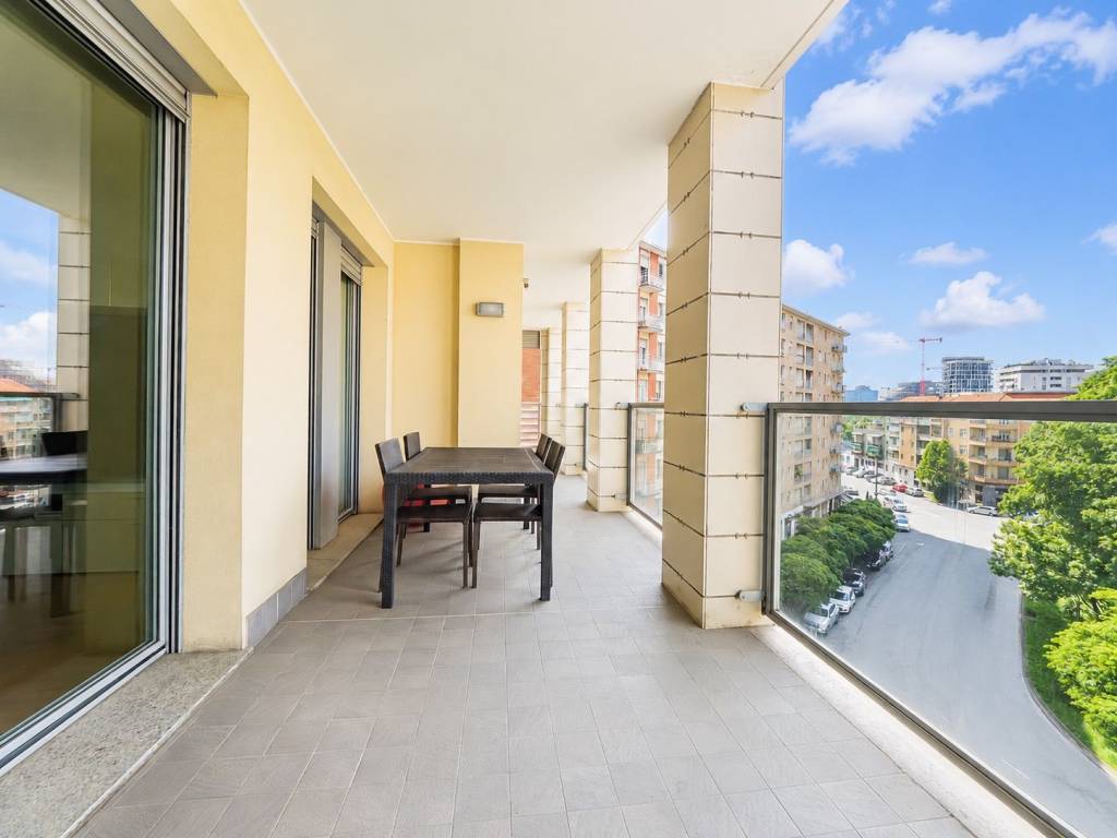 appartamento in vendita a Milano in zona Corvetto