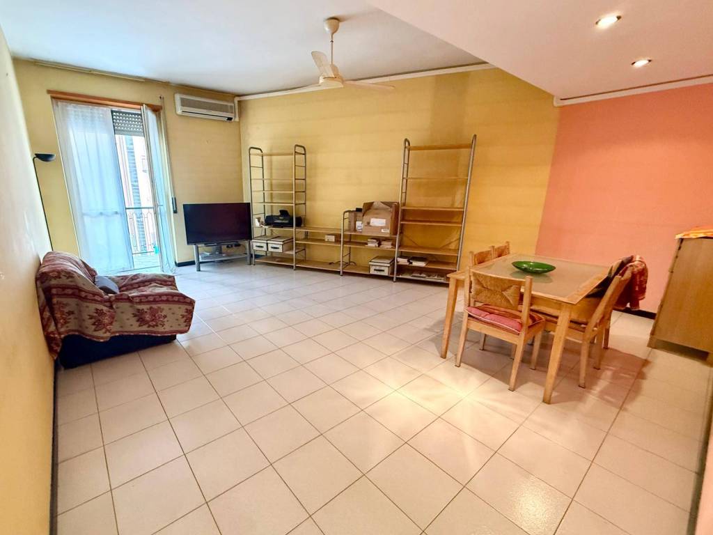 appartamento in vendita a Milano in zona Rogoredo