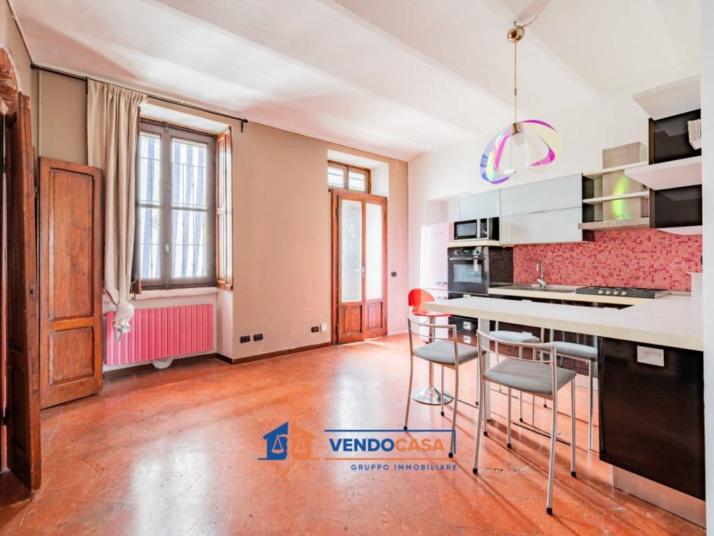 appartamento in vendita a Milano in zona Barona