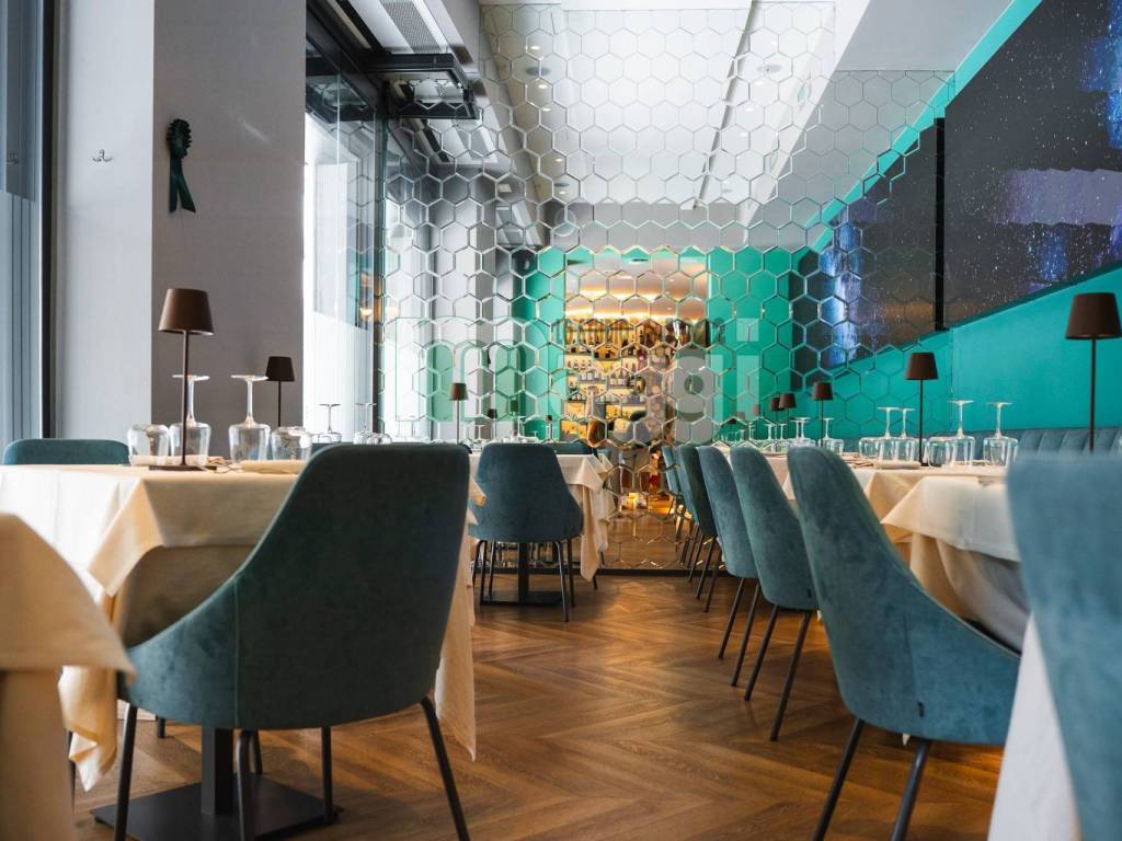 negozio in vendita a Milano in zona Porta Romana