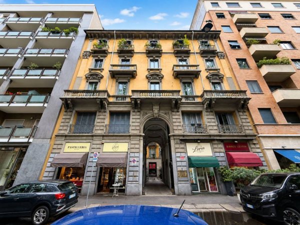 negozio in vendita a Milano in zona Porta Venezia