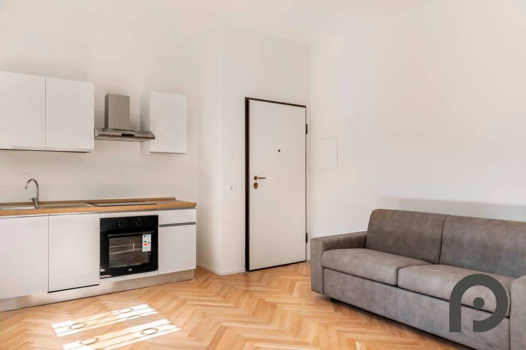 appartamento in vendita a Milano in zona Dergano