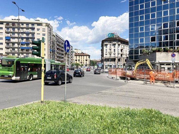 negozio in vendita a Milano in zona Città Studi