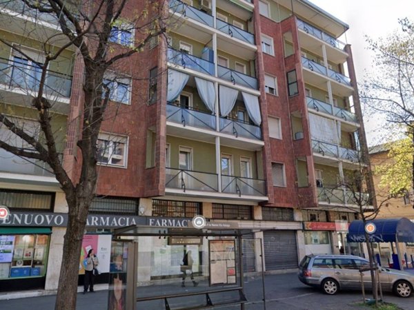 negozio in vendita a Milano in zona Crescenzago