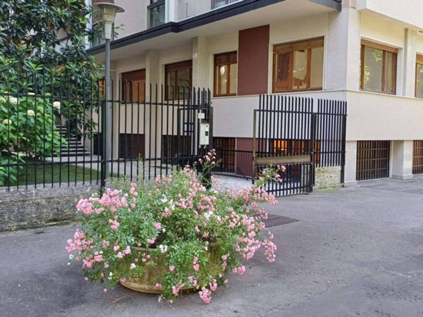 appartamento in vendita a Milano in zona Solari