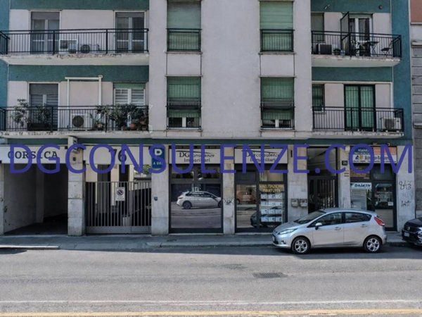 negozio in vendita a Milano in zona Porta Vittoria