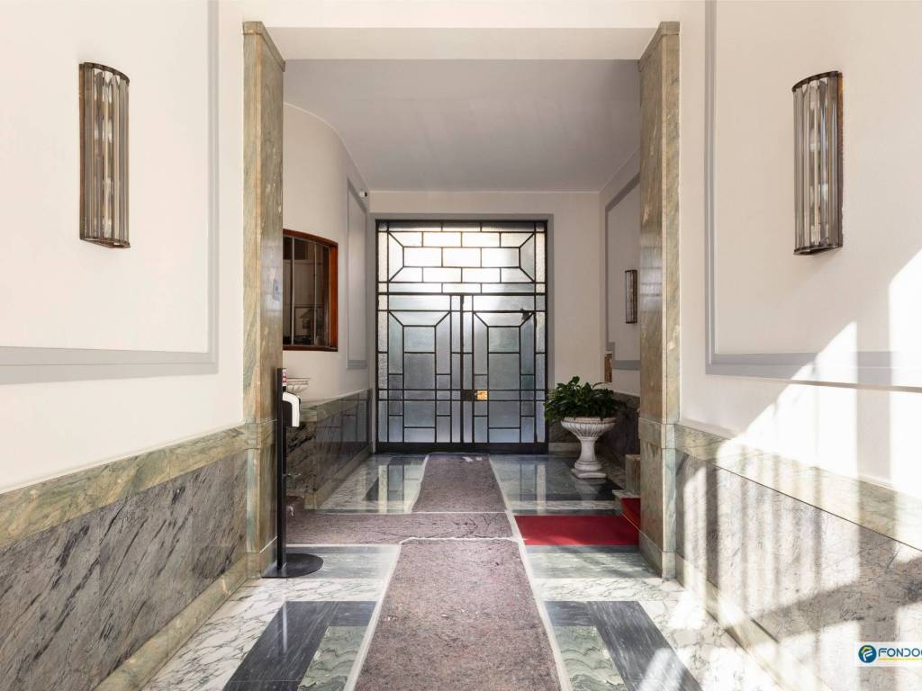 ufficio in vendita a Milano in zona Centro Direzionale