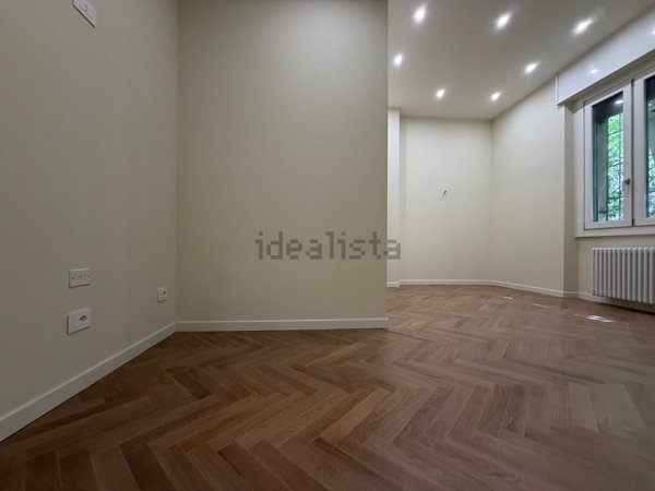 appartamento in vendita a Milano in zona Centro Direzionale