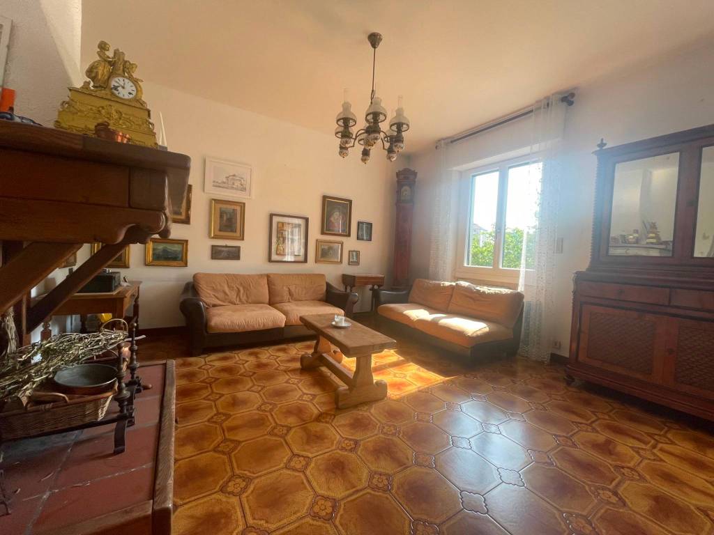 appartamento in vendita a Milano in zona Isola