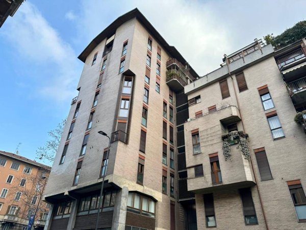 appartamento in vendita a Milano in zona Centro Direzionale