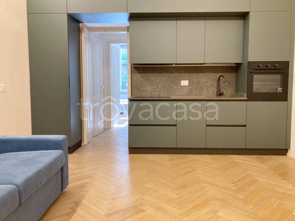 appartamento in vendita a Milano in zona Porta Venezia
