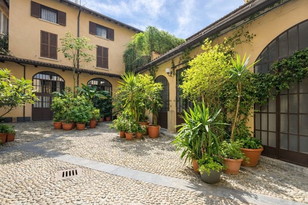 locale di sgombero in vendita a Milano in zona Porta Nuova