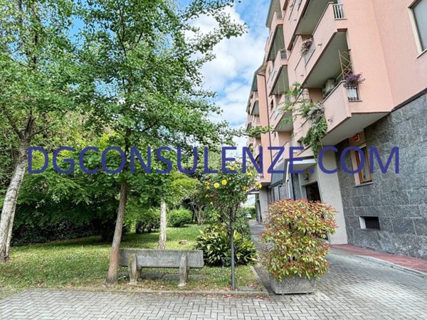 appartamento in vendita a Milano in zona Forlanini