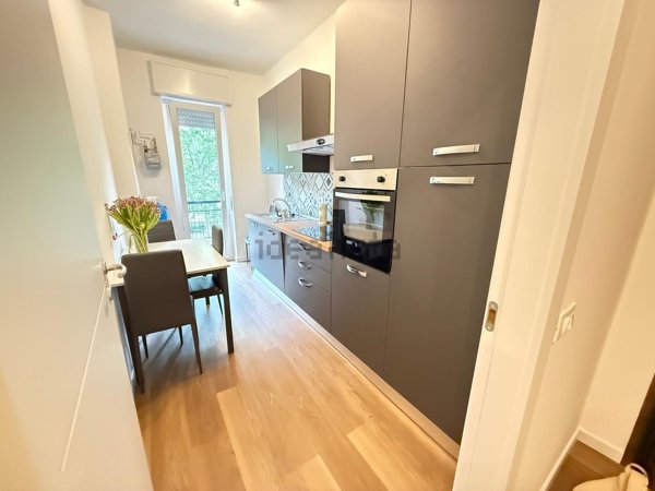 appartamento in vendita a Milano in zona Famagosta
