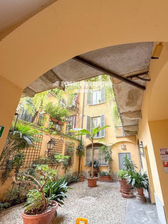 appartamento in vendita a Milano in zona Brera