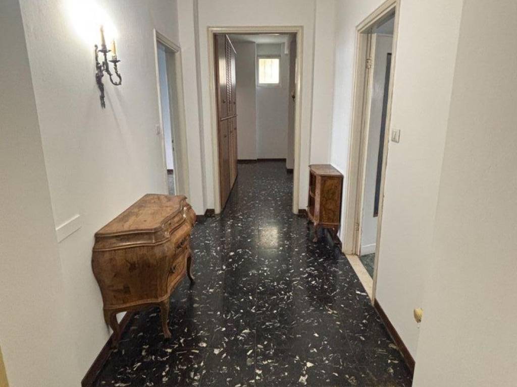 appartamento in vendita a Milano in zona Chiesa Rossa