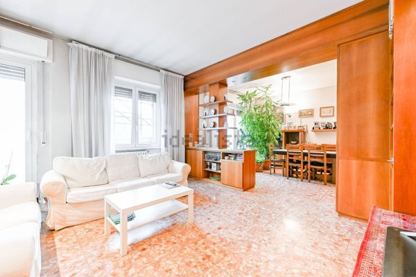 appartamento in vendita a Milano in zona Gorla