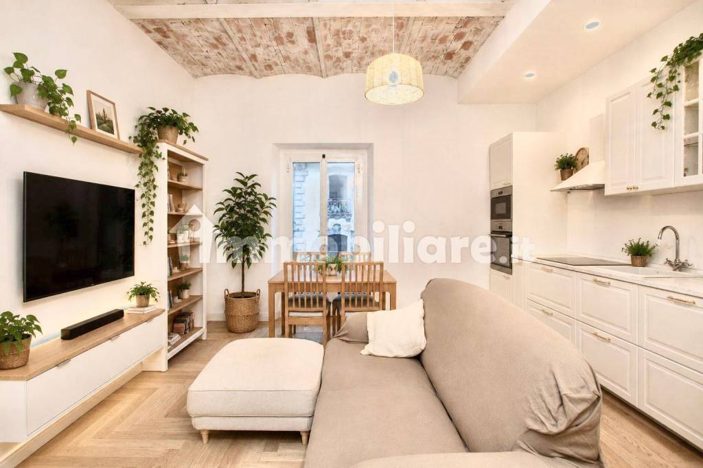 appartamento in vendita a Milano in zona Centro Direzionale