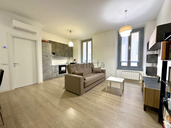 appartamento in vendita a Milano in zona Solari