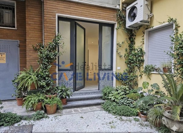appartamento in vendita a Milano in zona Bocconi
