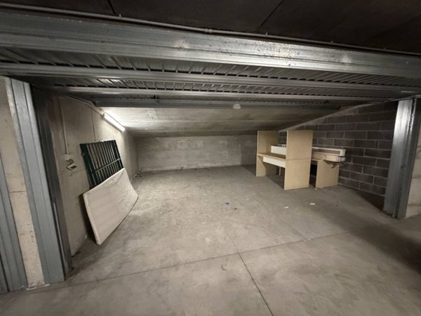locale di sgombero in vendita a Milano in zona Maciachini