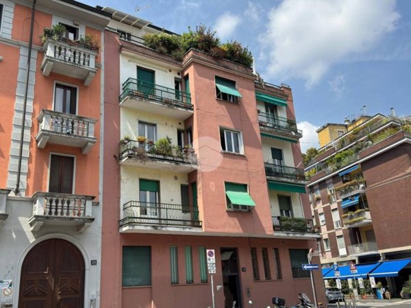 appartamento in vendita a Milano in zona Dergano