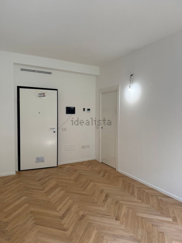 appartamento in vendita a Milano in zona Solari