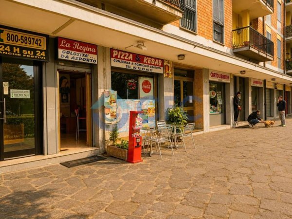 negozio in vendita a Milano in zona Forlanini