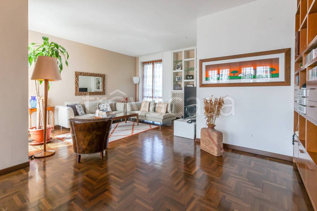 appartamento in vendita a Milano in zona San Siro