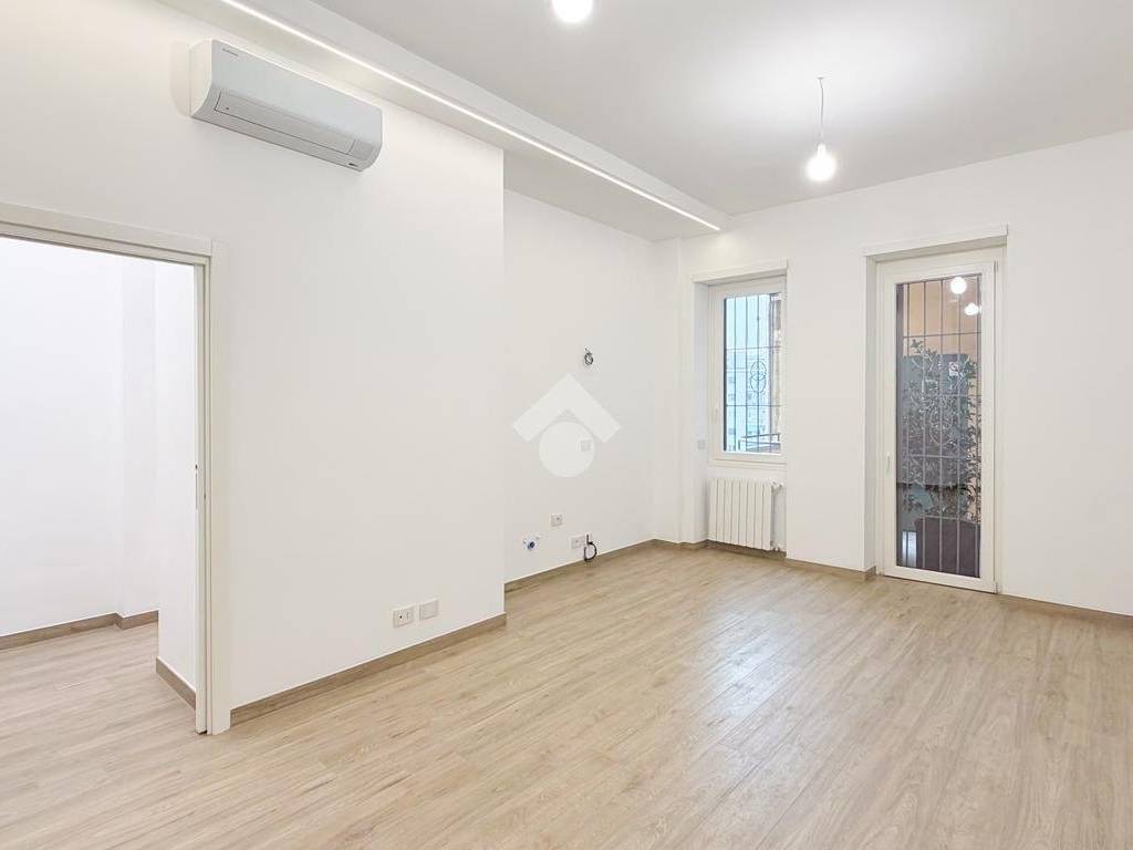 appartamento in vendita a Milano in zona Città Studi