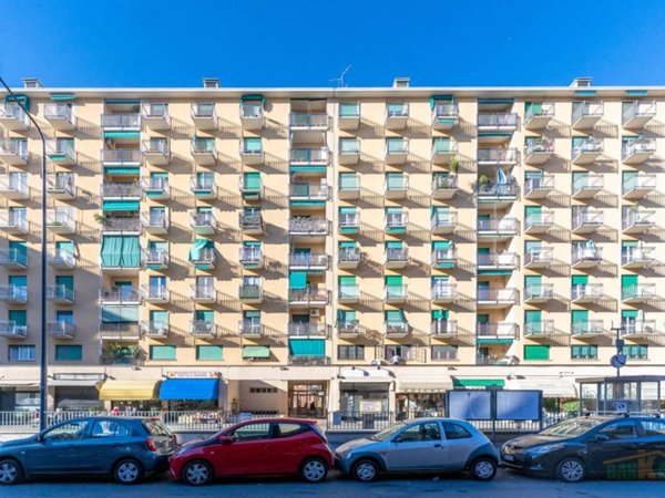 appartamento in vendita a Milano in zona Niguarda