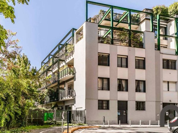 appartamento in vendita a Milano in zona Famagosta